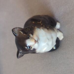 Large Royal Doulton Vintage Persian Cat HN999
